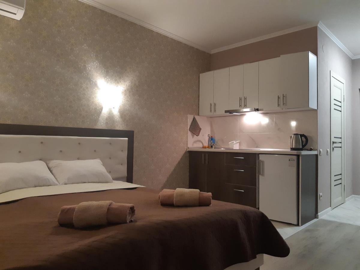 Апартаменти В "Арена Віладж" Polyana  Esterno foto